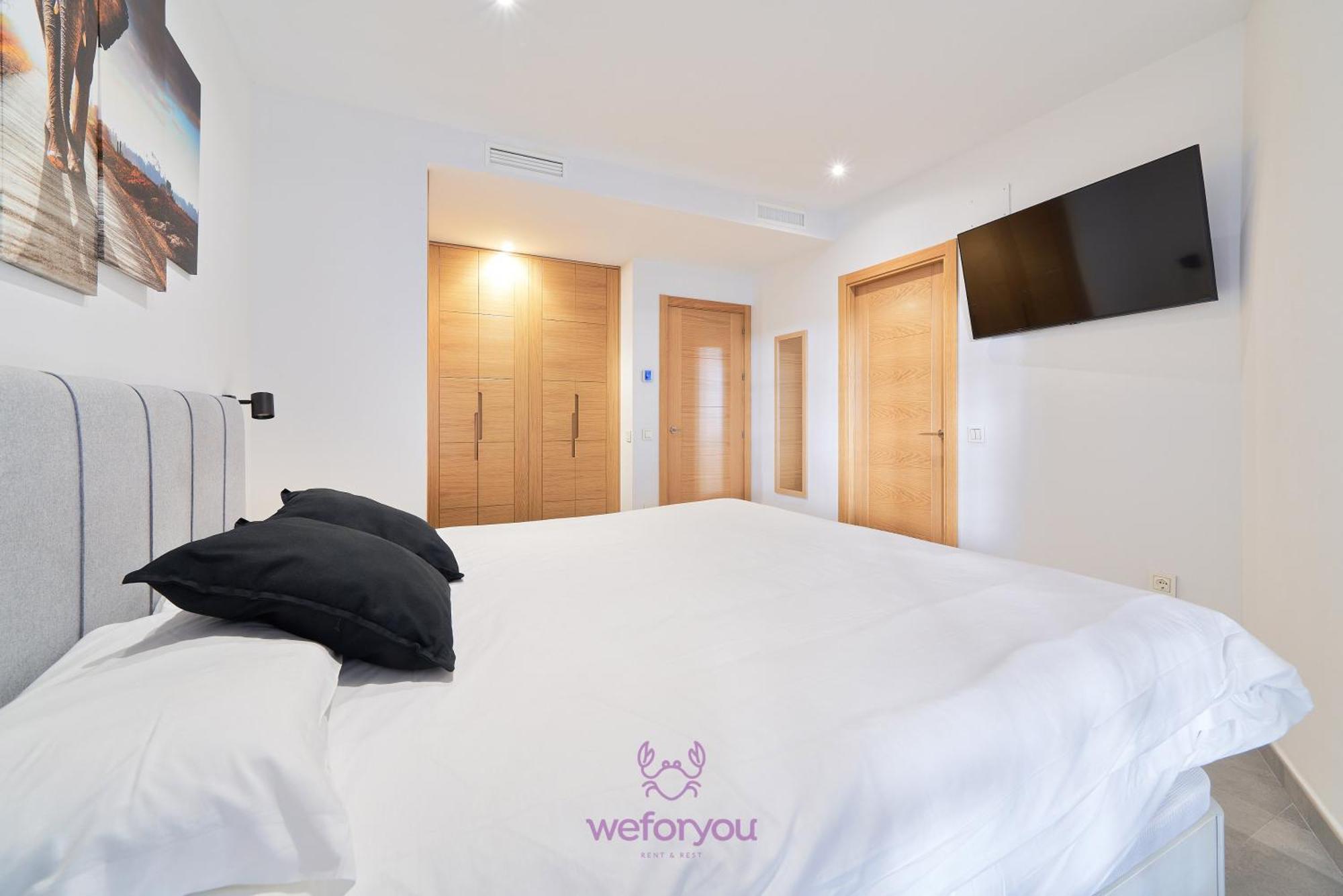 Weforyou Isla De Poniente 2 Bedrooms And Parking Бенальмадена Екстер'єр фото